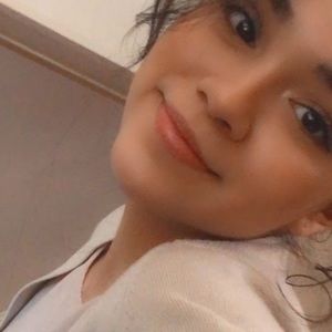 Meet your Posher, Inez